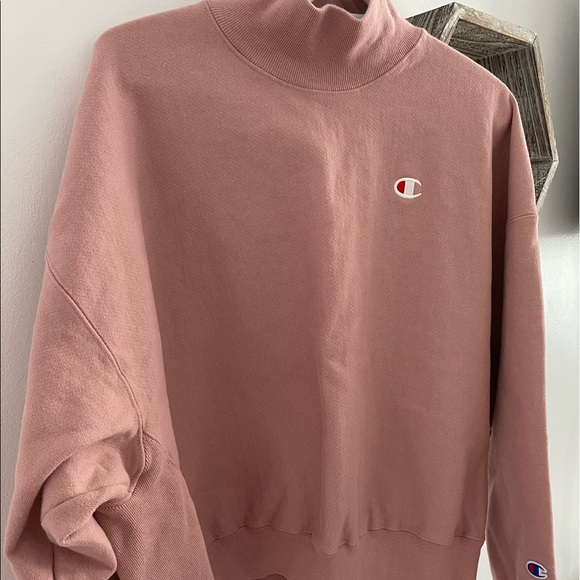 BNWOT. Champion pink crewneck sweater - Picture 3 of 5